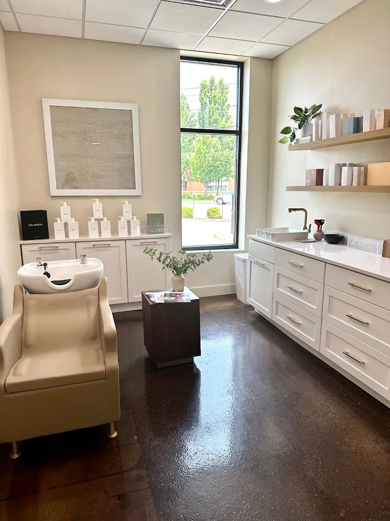 IV therapy at Glow By K2 Aesthetics and Beauty Bar in Louisville KY