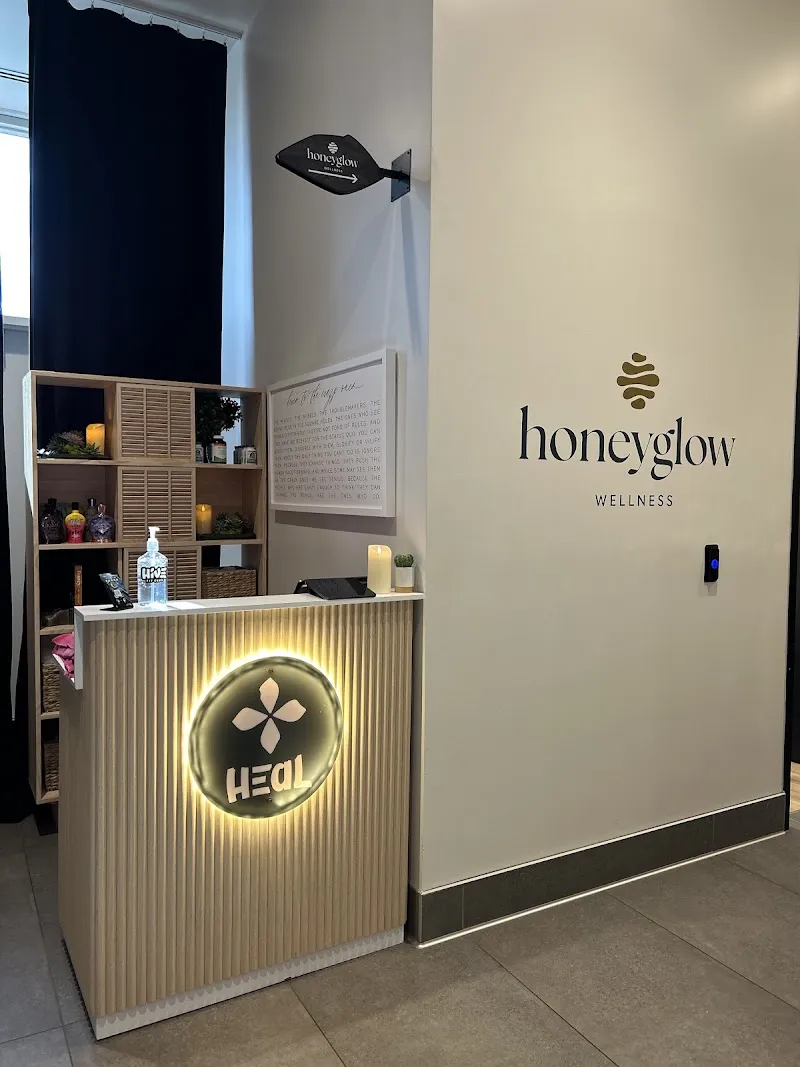 IV therapy at Honeyglow Wellness in Scottsdale AZ