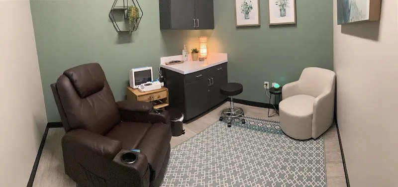 IV therapy at Vigeo Wellness - Ketamine, SPRAVATO®, and TMS Treatment Fort Worth in Fort Worth TX